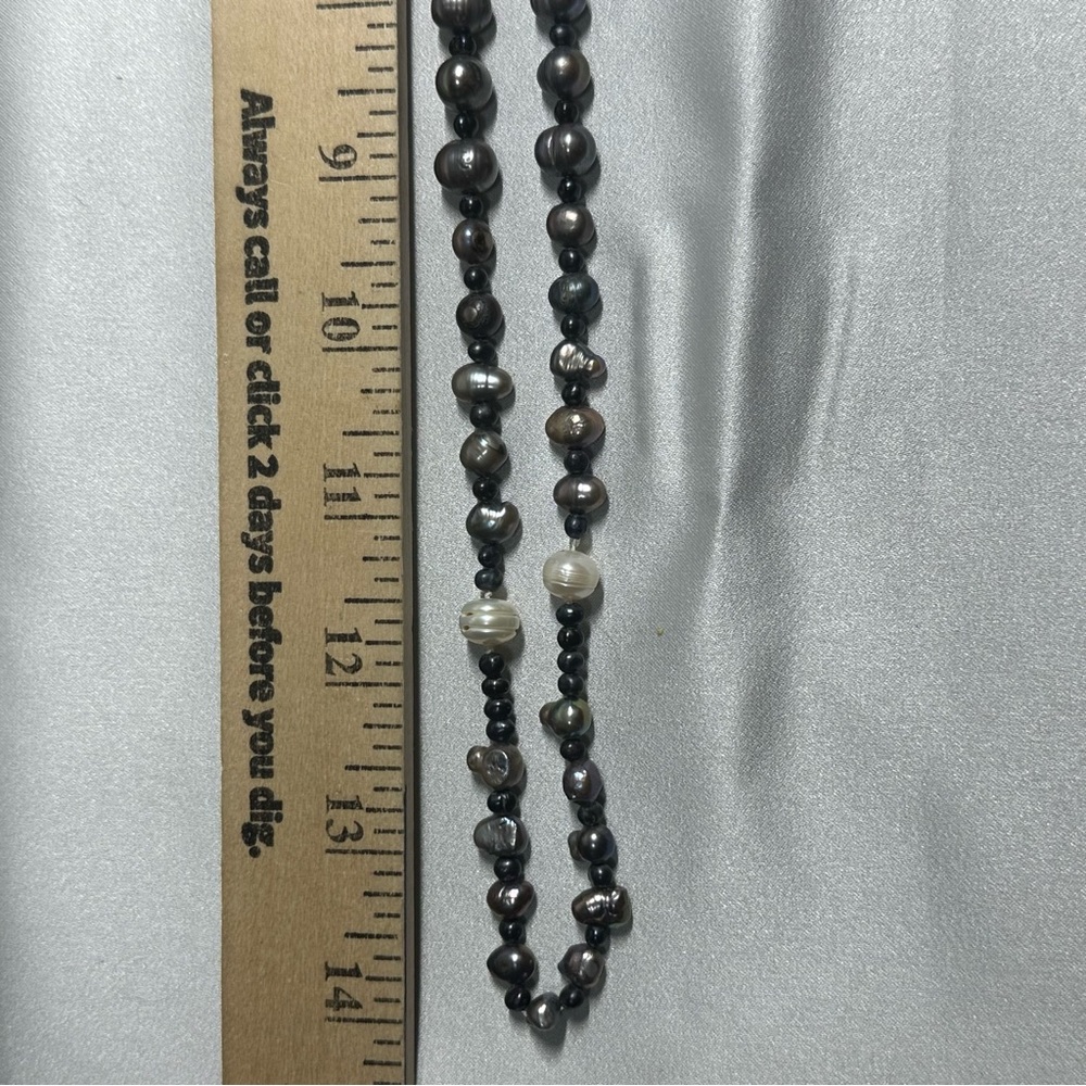 Handmade Genuine Pearl Rosary - Picture 12 of 14